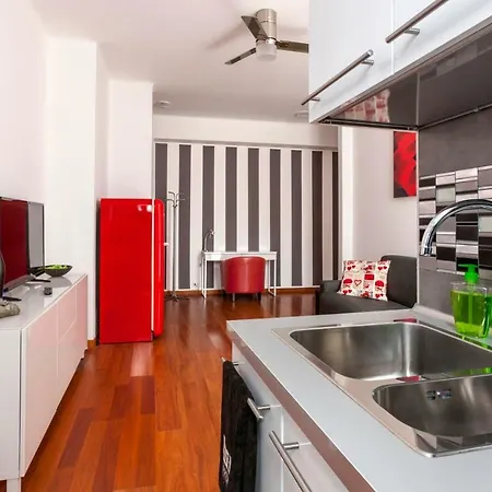 Bright House In Milan Apartment Exterior photo